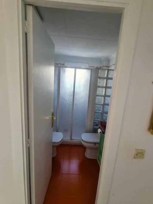 Nice Beachside 2-Bd Apt Near Barcelona Cunit Exterior foto